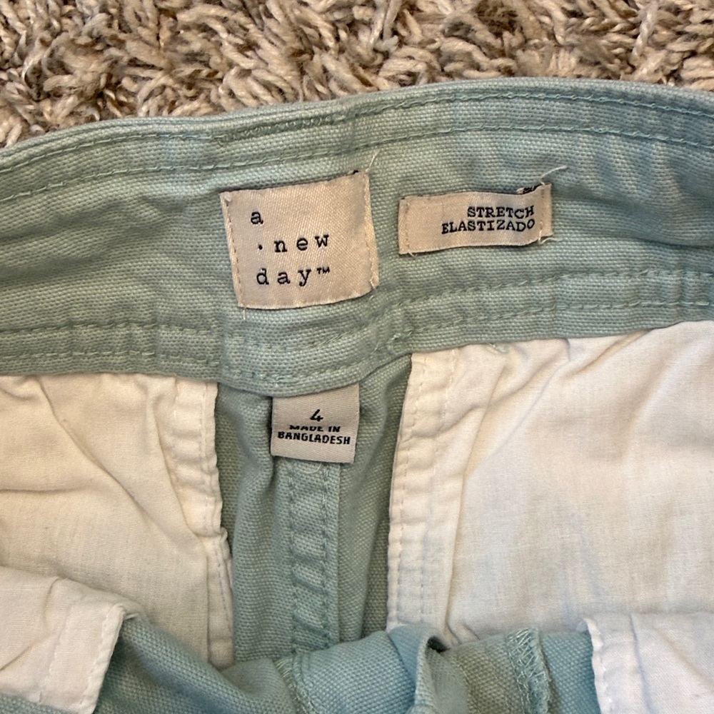 A New Day Cropped Pant Wide Leg Stretch Pastel Blue size 4 - Picture 6 of 7